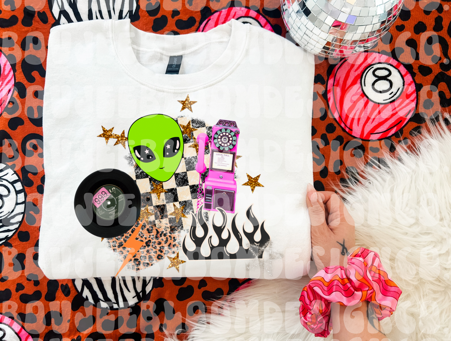 I’m at a paaaaaayphone ⚡️ PNG