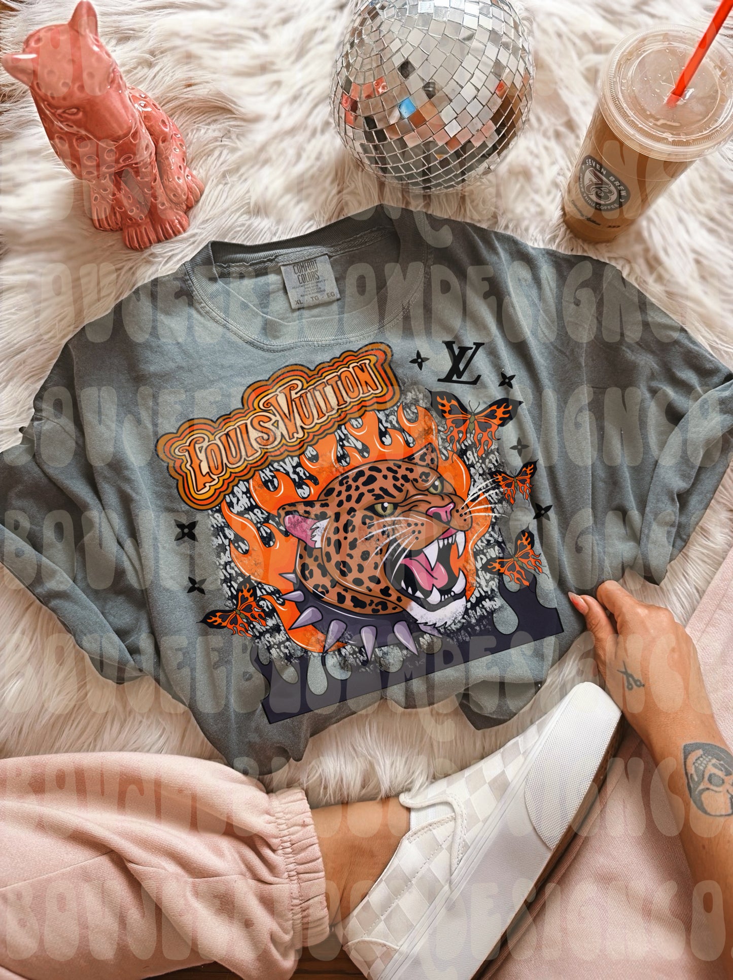 Boujee tiger and butterflies PNG